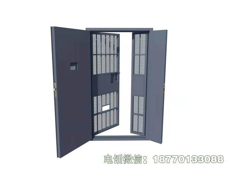 宕昌县拘留所拘室门